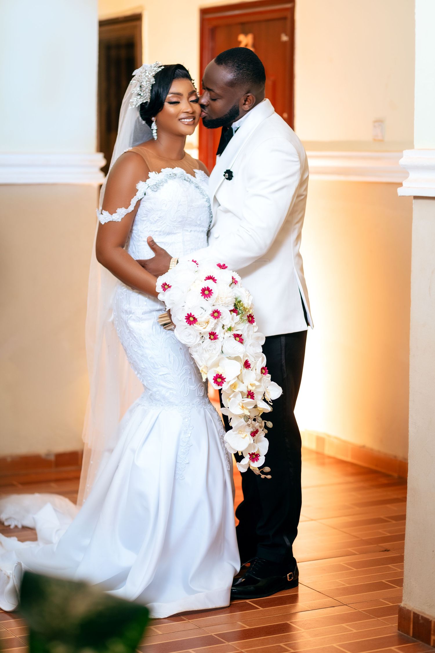 Austin & Hannah wedding album